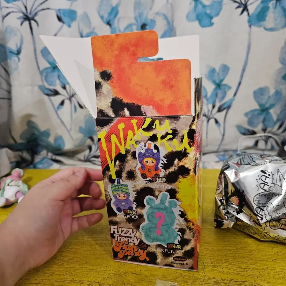 WAKUKU Fuzzy Fun Party Confirmed Box Opened Secret Hidden Play Bear Orange Brown